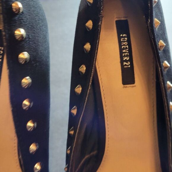 FOREVER 21 ROCKTUD POINTED TOE WOMEN"S STILETTOS PUMP - Picture 5 of 14